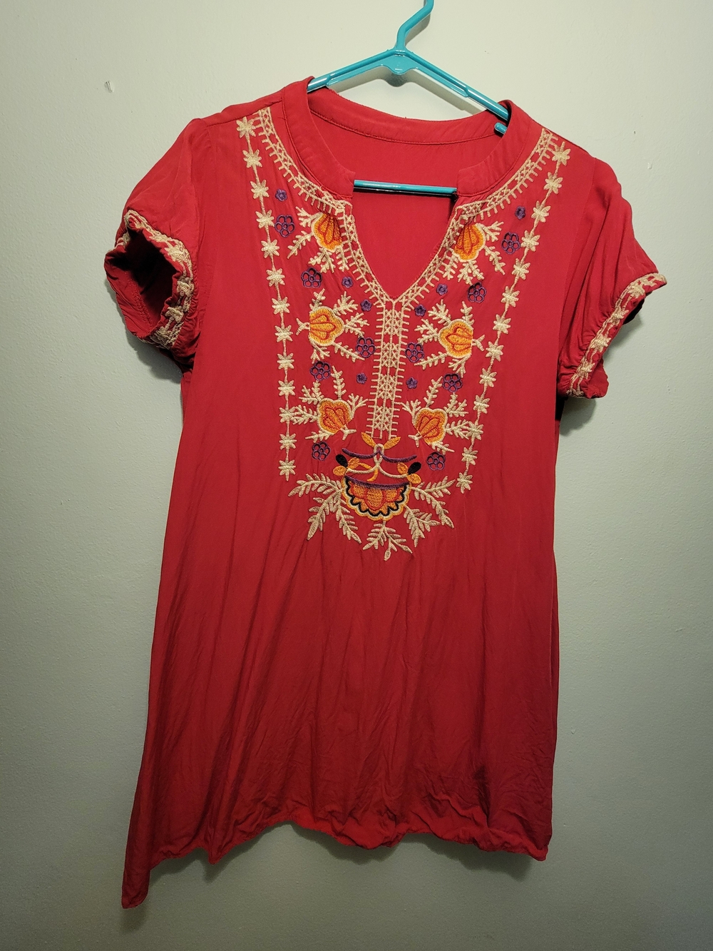 Embroidered Women's Tunic Top - Brand Unspecified